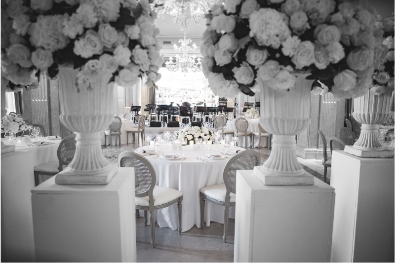 salle de repas de mariage - accueil floral